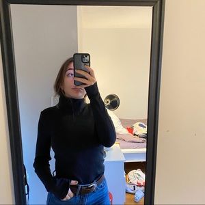 ABERCROMBIE TURTLENECK